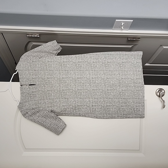 Banana Republic Elegant Dress - Picture 2 of 6